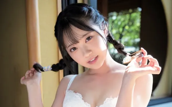 AV女優 二葉エマ ライフプロモーション所属